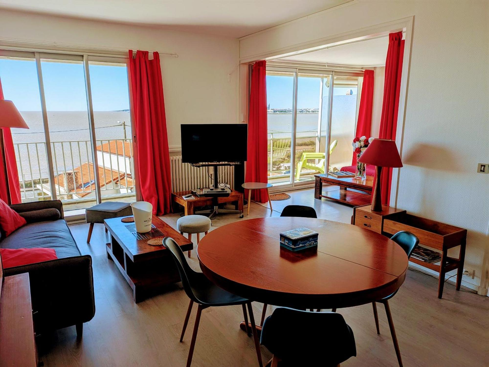 Appartement Vue Mer 180Deg サン・ジョルジュ・ド・ディドンヌ エクステリア 写真