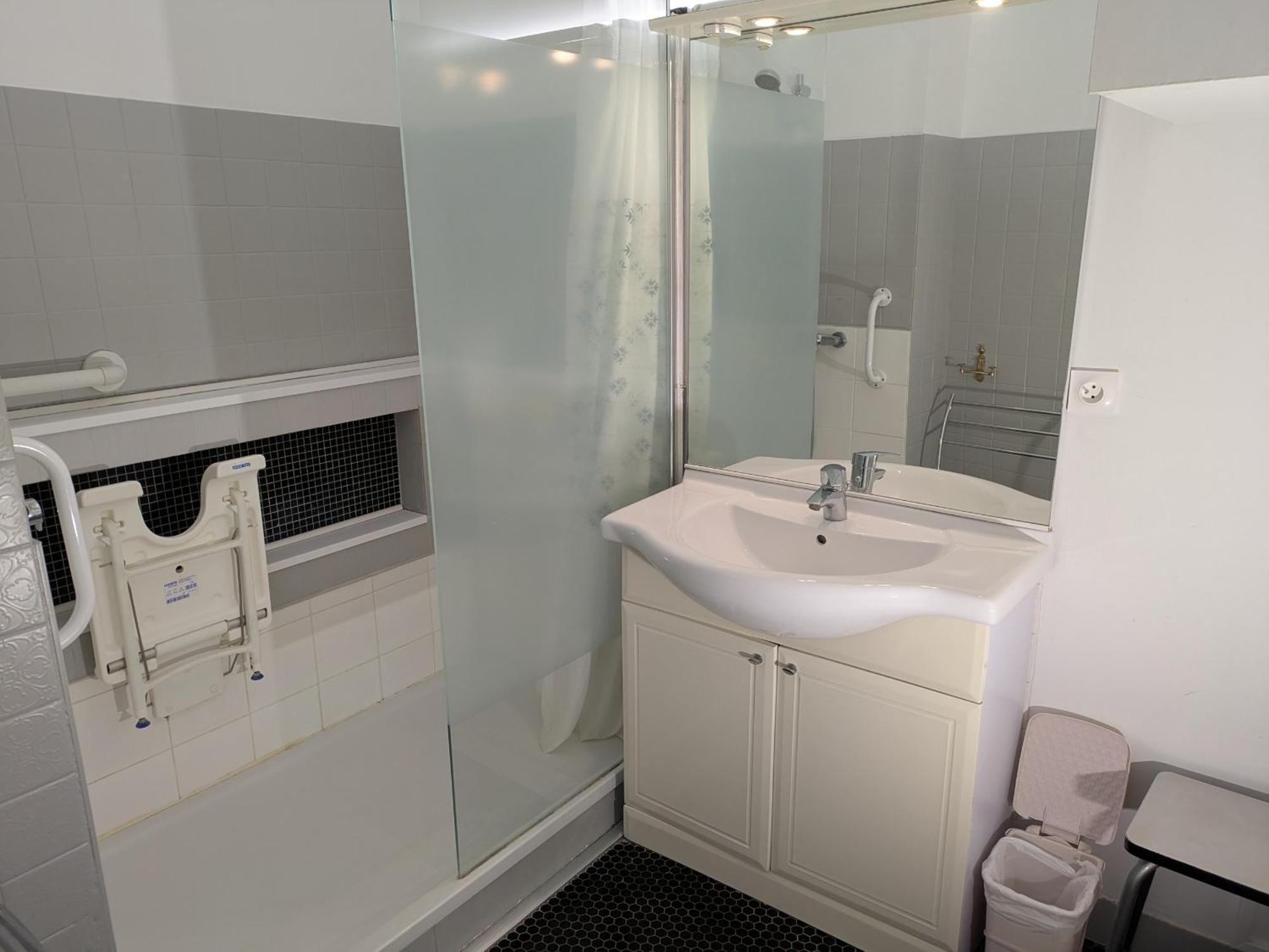 Appartement Vue Mer 180Deg サン・ジョルジュ・ド・ディドンヌ エクステリア 写真
